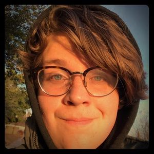 Meet your Posher, Carter